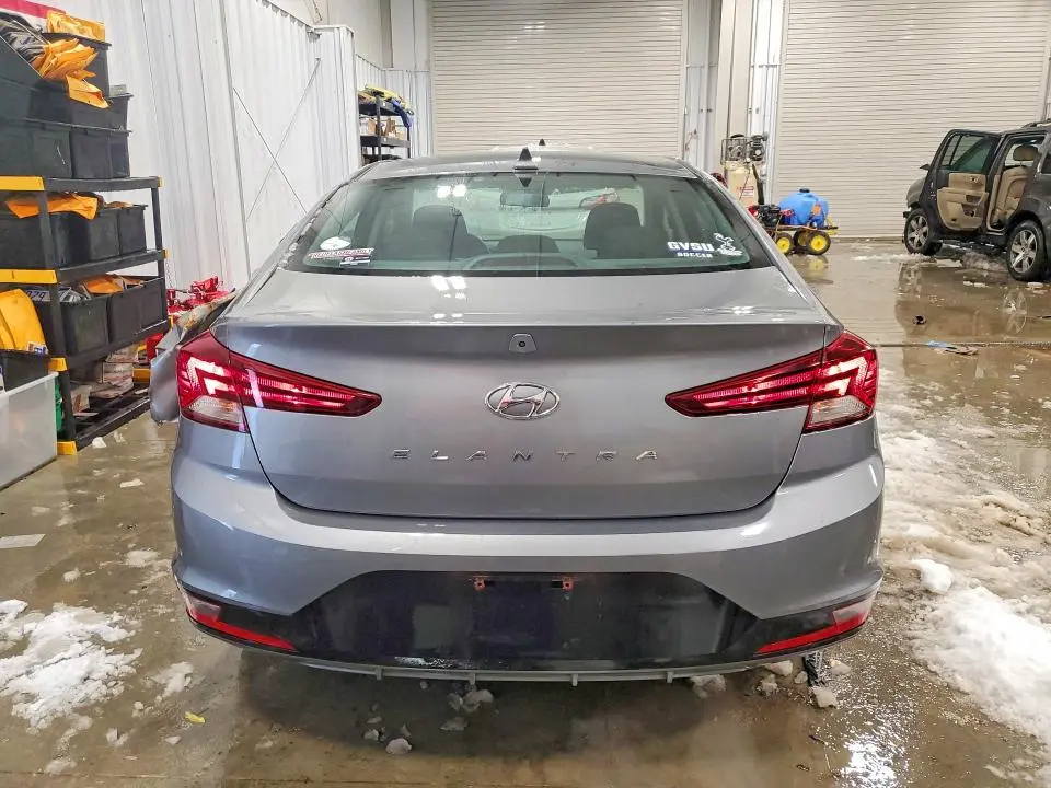 2019 HYUNDAI ELANTRA SEL  