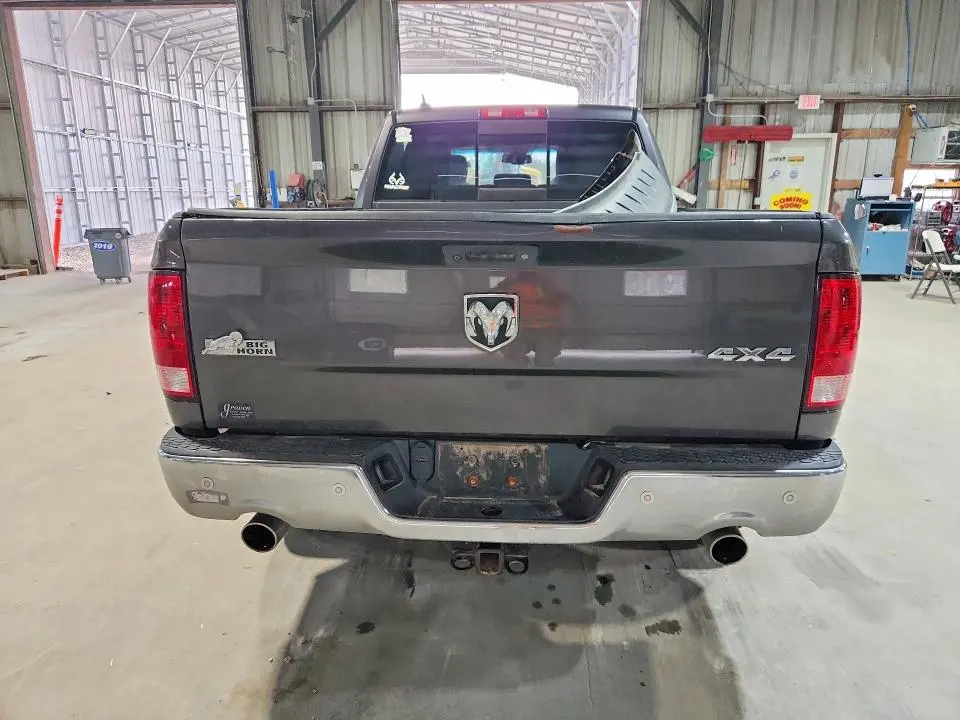 2015 RAM 1500 SLT  