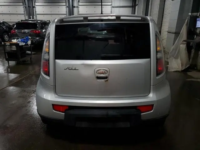 2010 KIA SOUL +  