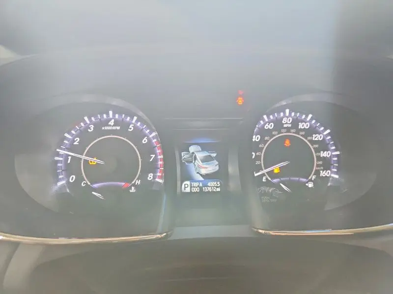 2017 TOYOTA AVALON XLE PLUS  