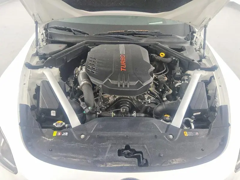 2018 KIA STINGER GT2  