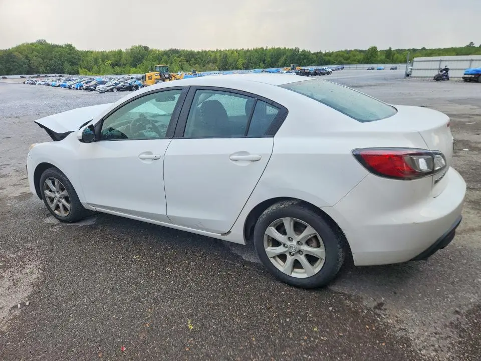 2011 MAZDA 3 I  