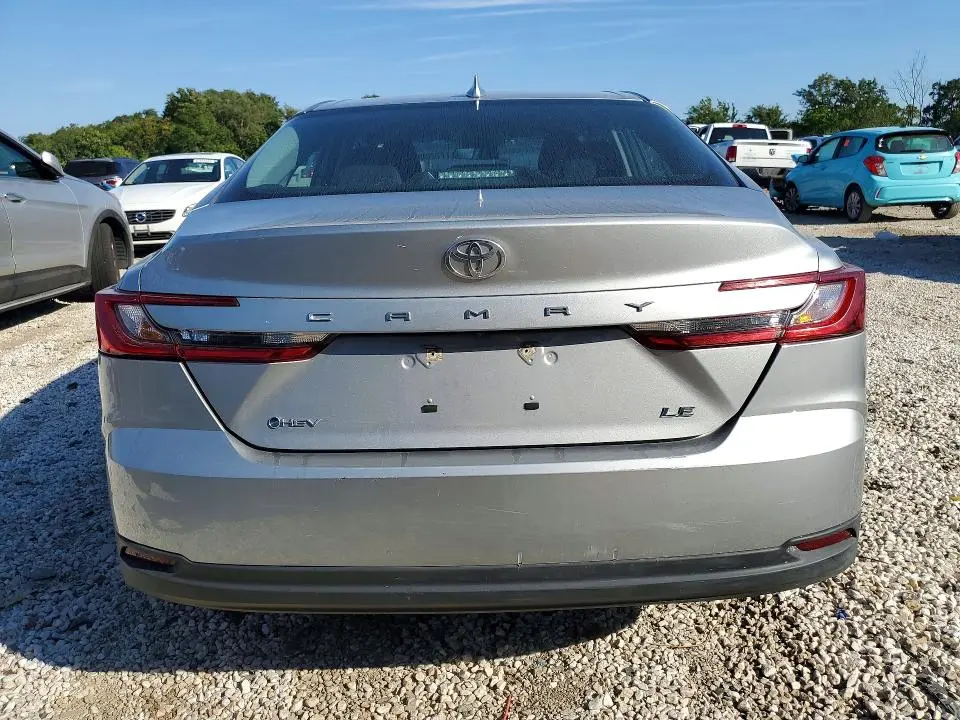 2025 TOYOTA CAMRY LE  