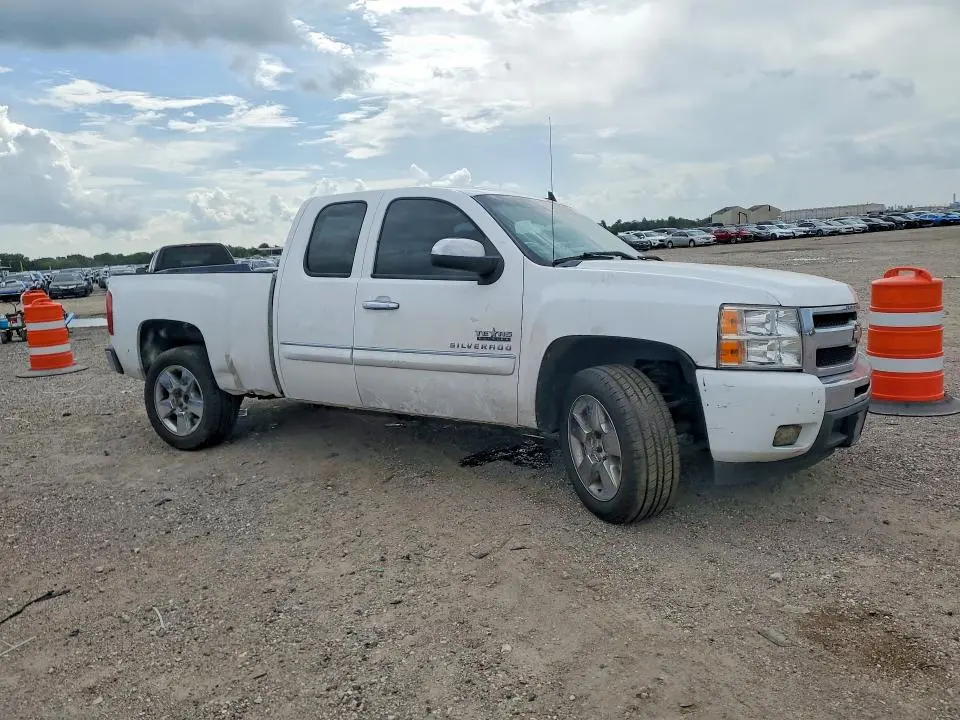 2010 CHEVROLET SILVERADO C1500 LT  