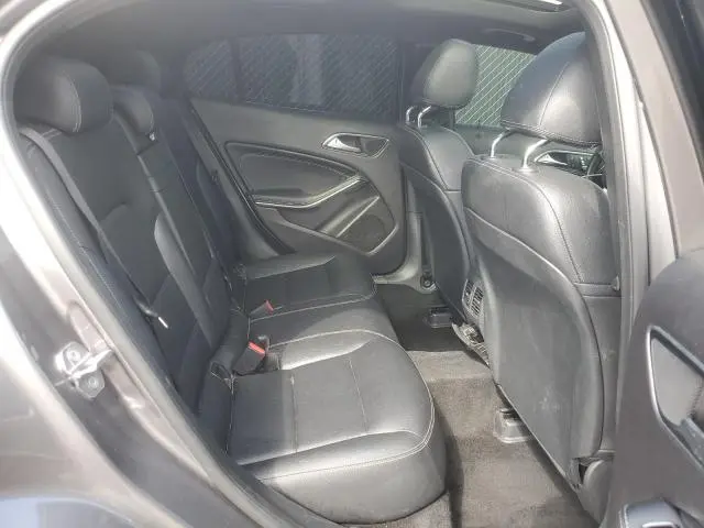 2018 MERCEDES-BENZ GLA 250  