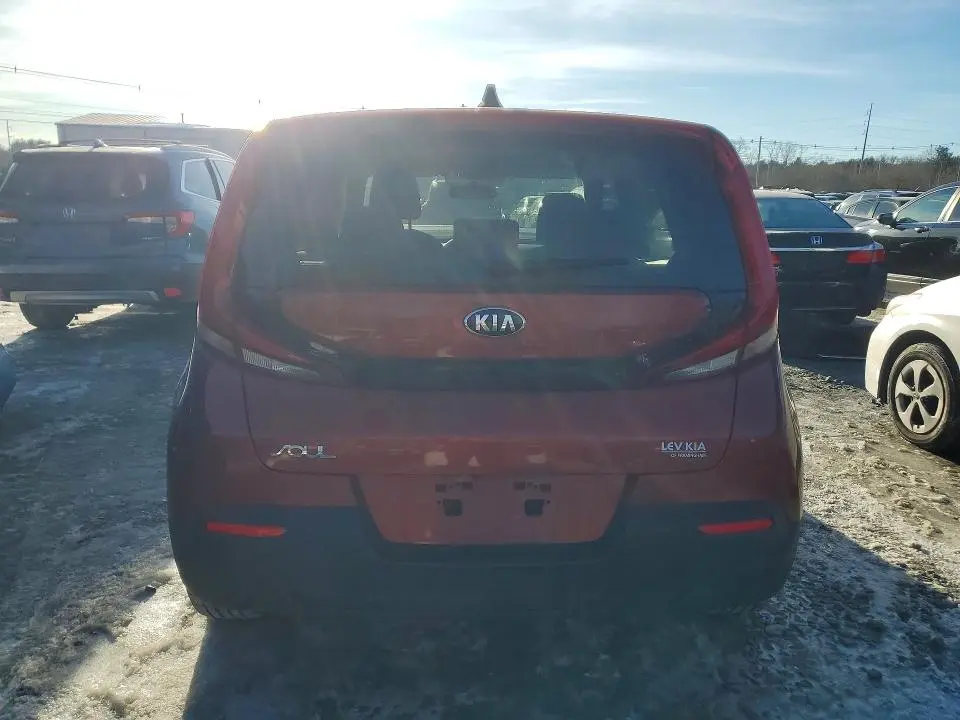2020 KIA SOUL LX  