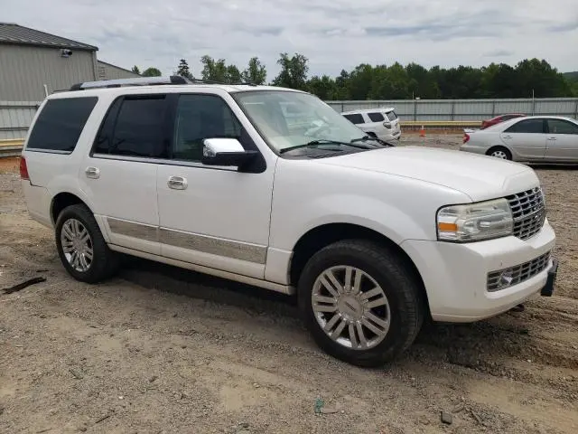 2010 LINCOLN NAVIGATOR   