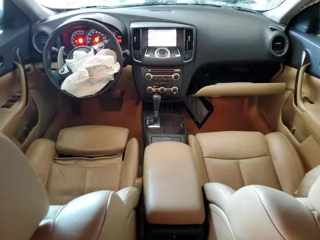 2010 NISSAN MAXIMA S  