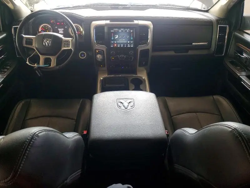 2018 RAM 1500 LARAMIE  