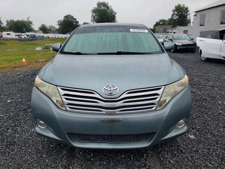 2011 TOYOTA VENZA AWD V6  