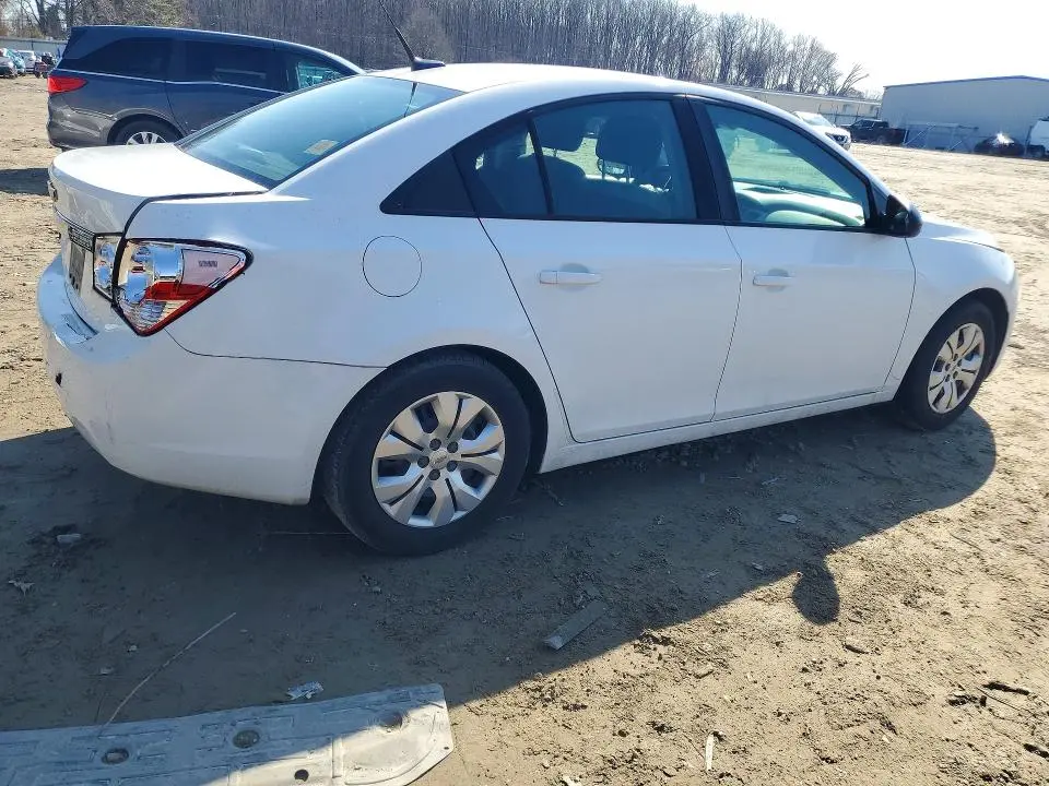 2014 CHEVROLET CRUZE LS  