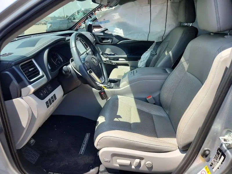 2019 TOYOTA HIGHLANDER LIMITED  