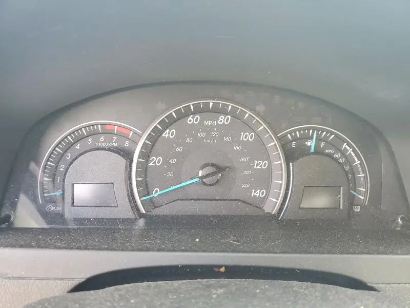 2014 TOYOTA CAMRY LE  