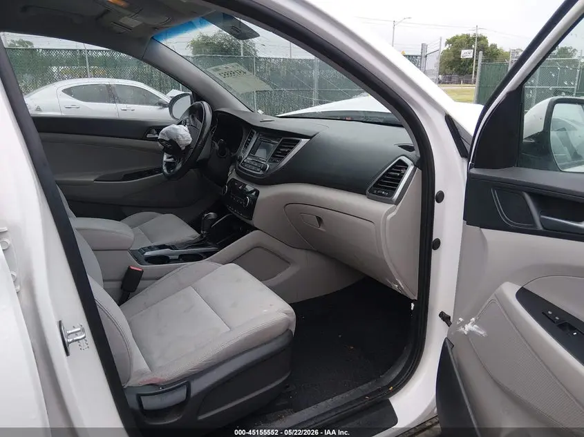 2017 HYUNDAI TUCSON SPORT