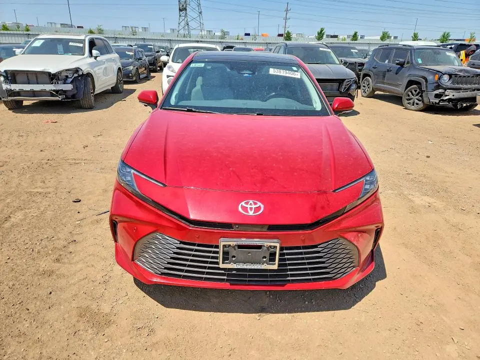 2025 TOYOTA CAMRY   