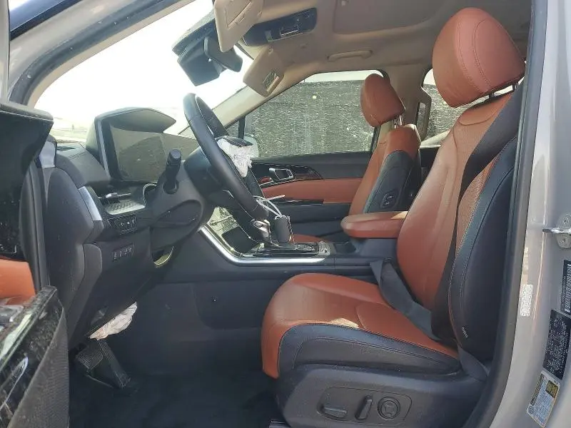 2024 KIA CARNIVAL SX PRESTIGE  