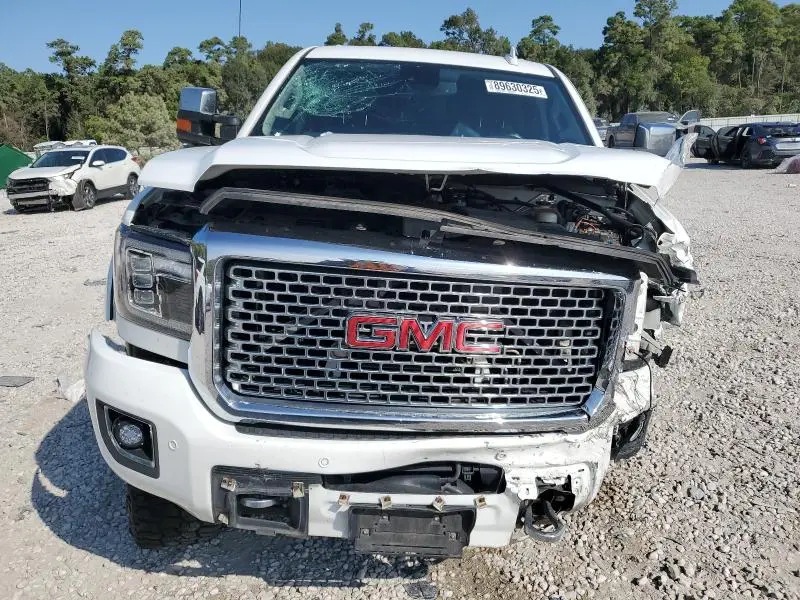2015 GMC SIERRA K2500 DENALI  