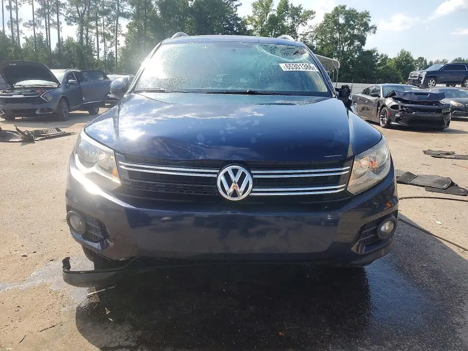 2012 VOLKSWAGEN TIGUAN S  