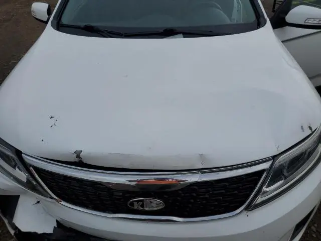 2014 KIA SORENTO LX  