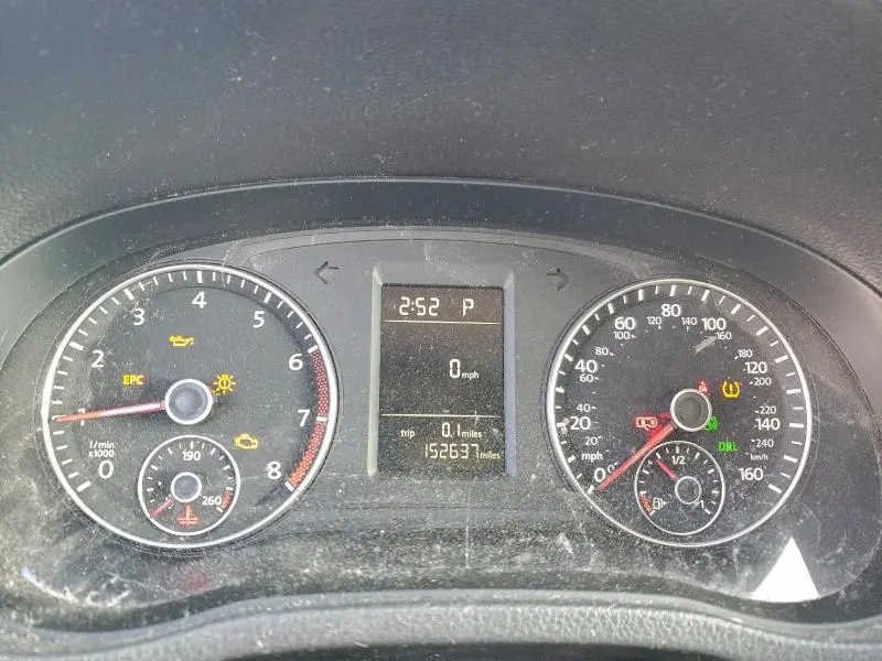 2015 VOLKSWAGEN PASSAT S  