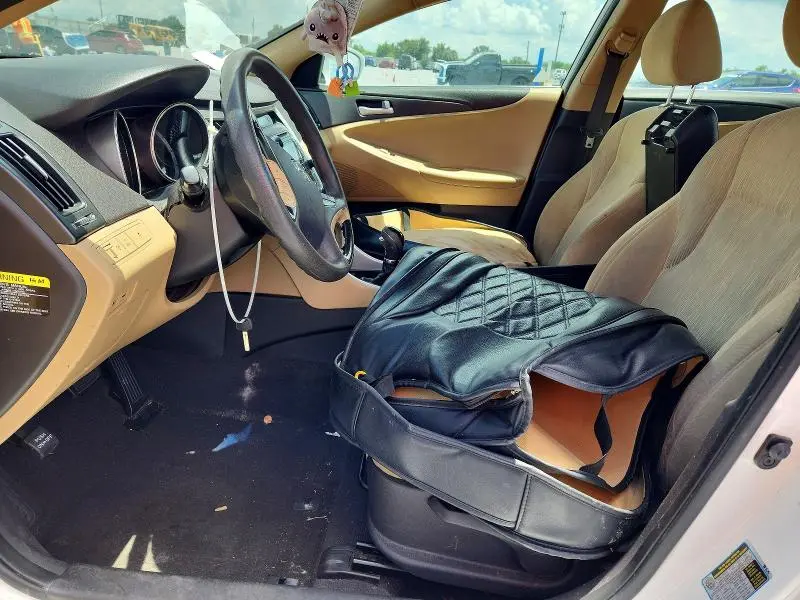 2012 HYUNDAI SONATA GLS  