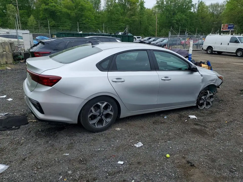 2020 KIA FORTE LXS  