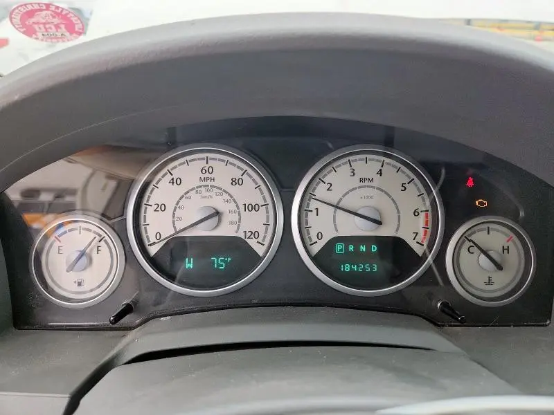 2010 CHRYSLER TOWN & COUNTRY TOURING  