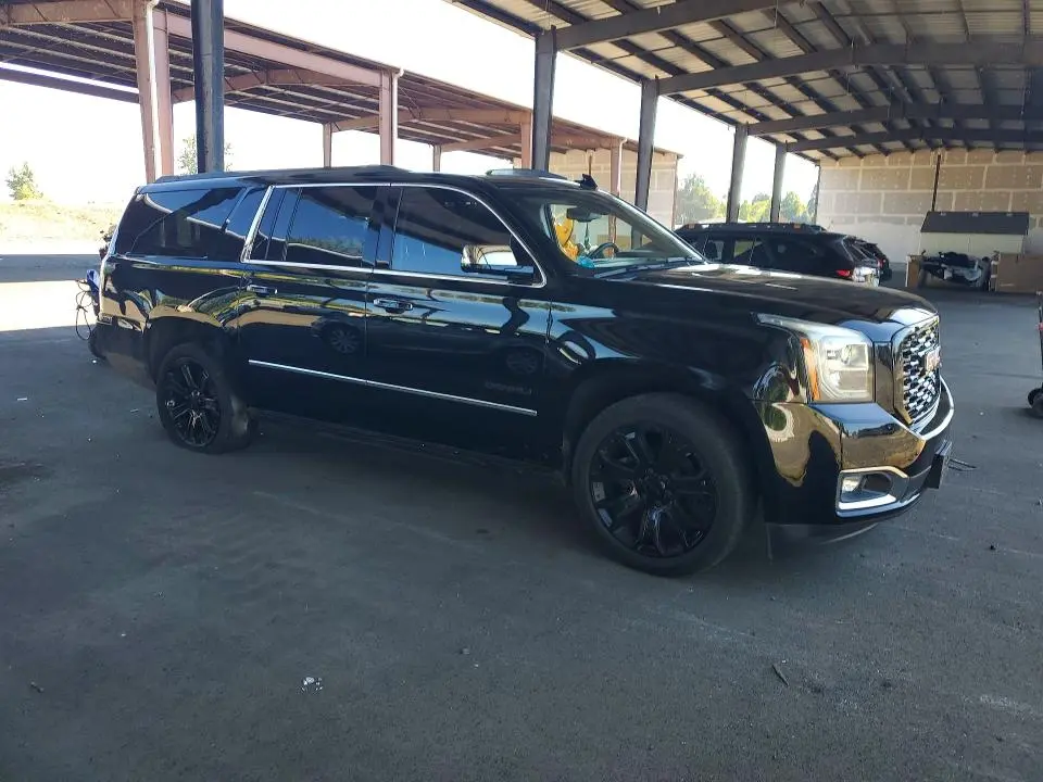 2020 GMC YUKON XL DENALI  