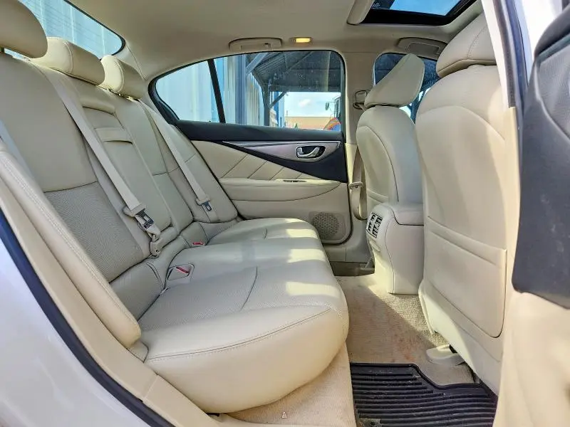 2016 INFINITI Q50 BASE  