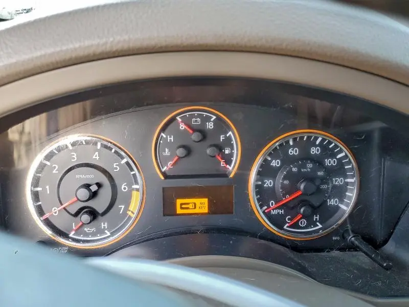 2014 NISSAN ARMADA SV  