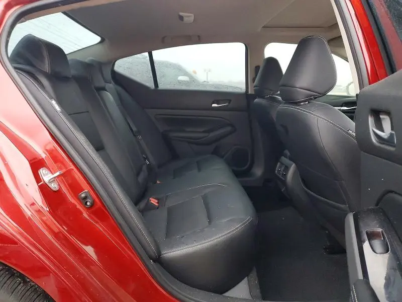 2024 NISSAN ALTIMA SL  