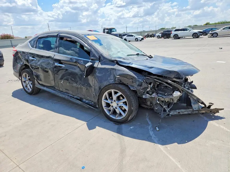 2015 NISSAN SENTRA SR  
