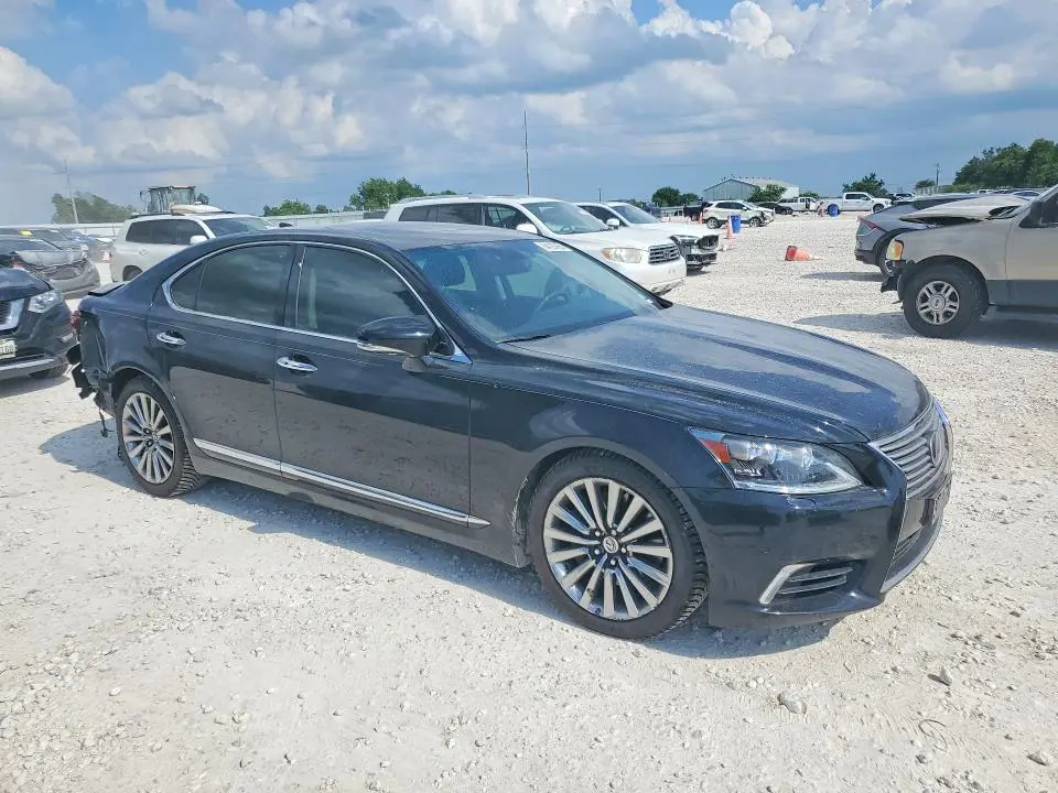 2015 LEXUS LS 460  