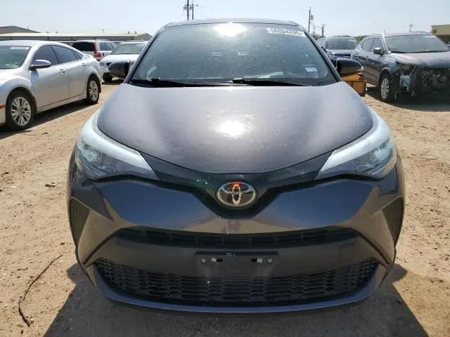 2021 TOYOTA C-HR XLE