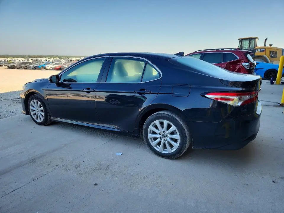 2019 TOYOTA CAMRY LE  
