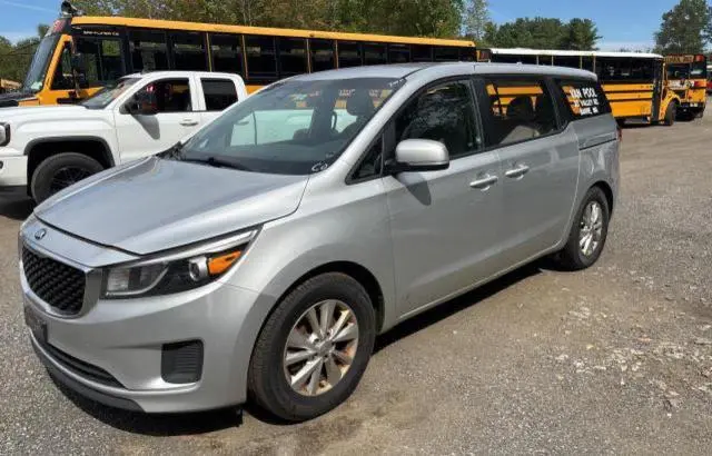 2017 KIA SEDONA L  