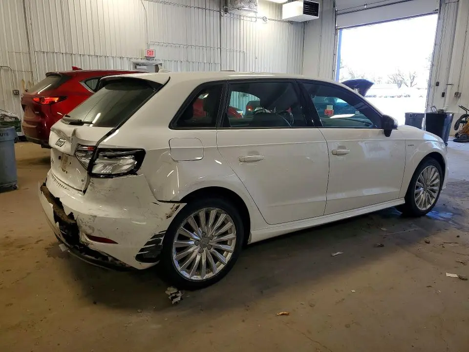 2018 AUDI A3 E-TRON PREMIUM  