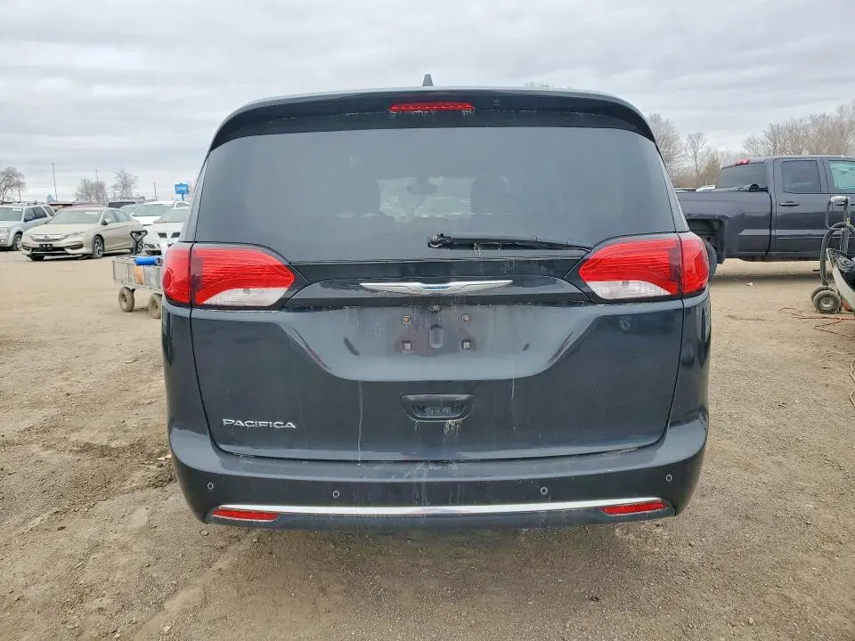 2017 CHRYSLER PACIFICA TOURING L PLUS  
