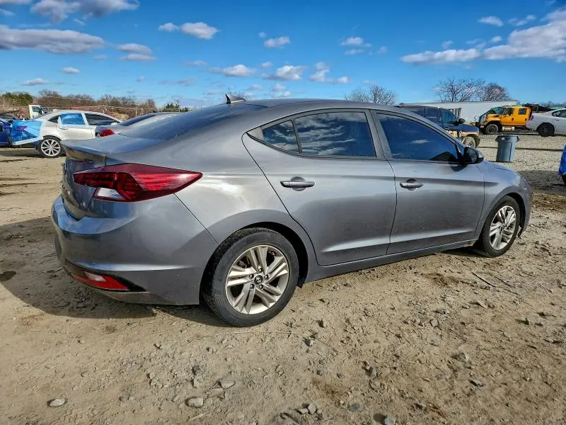 2019 HYUNDAI ELANTRA SEL  