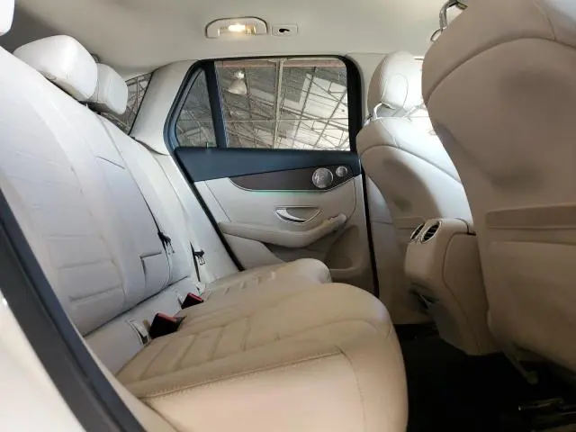 2020 MERCEDES-BENZ GLC 300