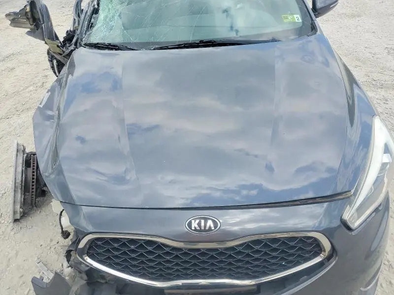 2015 KIA CADENZA PREMIUM  