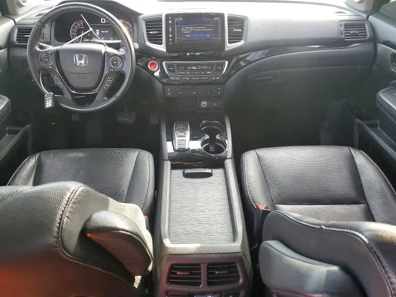 2017 HONDA PILOT ELITE  