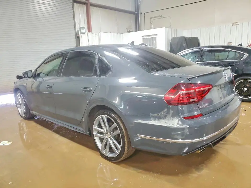 2018 VOLKSWAGEN PASSAT S  