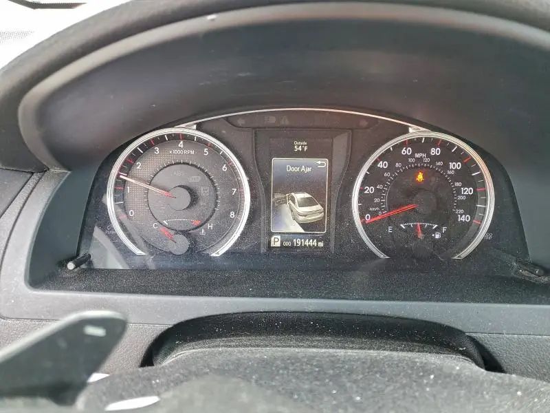 2016 TOYOTA CAMRY LE  