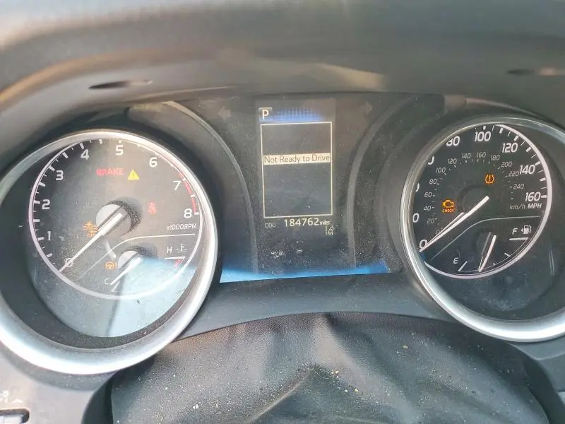 2018 TOYOTA CAMRY SE  