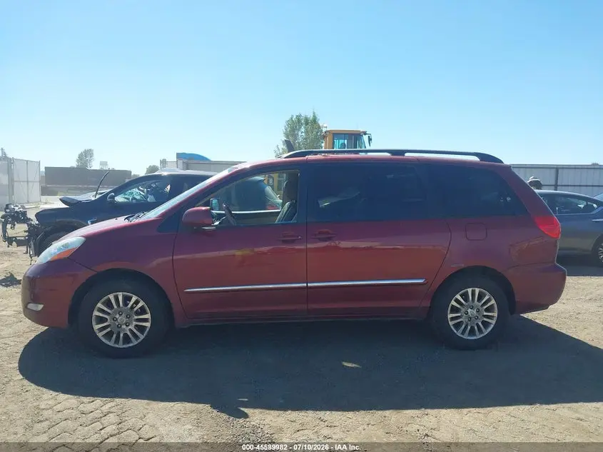 2010 TOYOTA SIENNA LIMITED