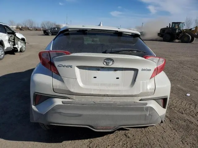 2020 TOYOTA C-HR XLE  