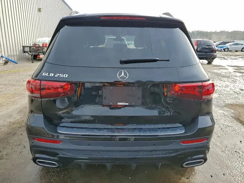 2023 MERCEDES-BENZ GLB 250  