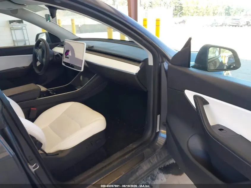 2020 TESLA MODEL Y LONG RANGE DUAL MOTOR ALL-WHEEL DRIVE
