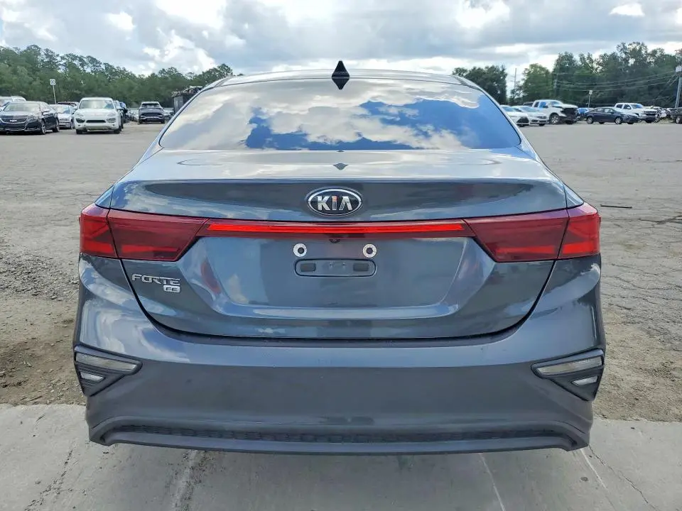 2019 KIA FORTE FE  
